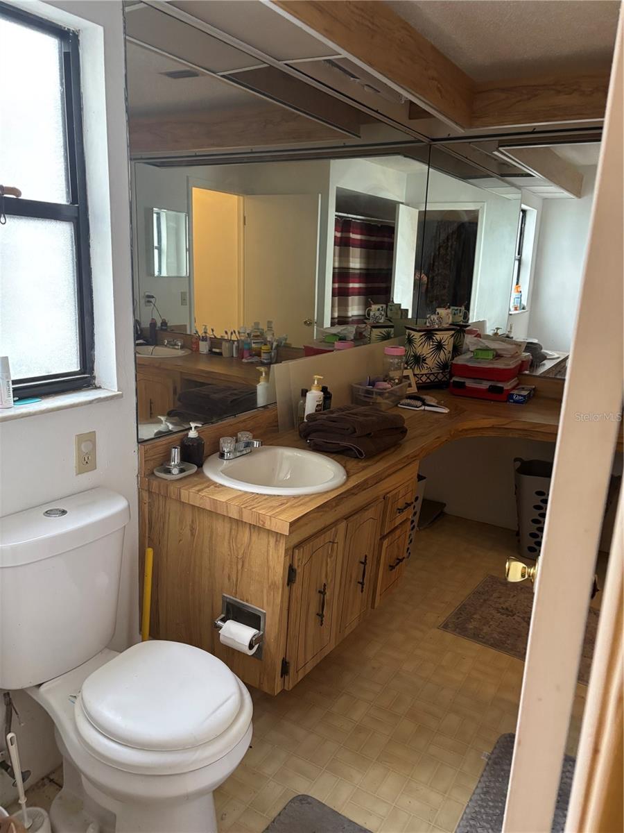 REGENCY PARK - Residential