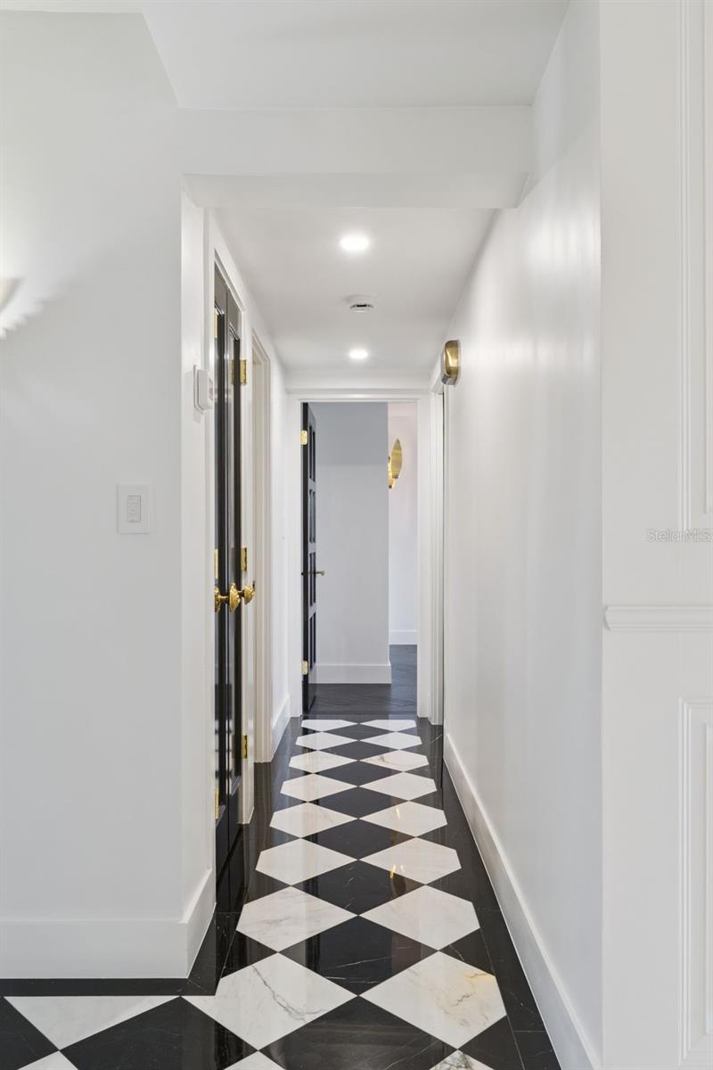 CLOISTERS CONDO - Residential