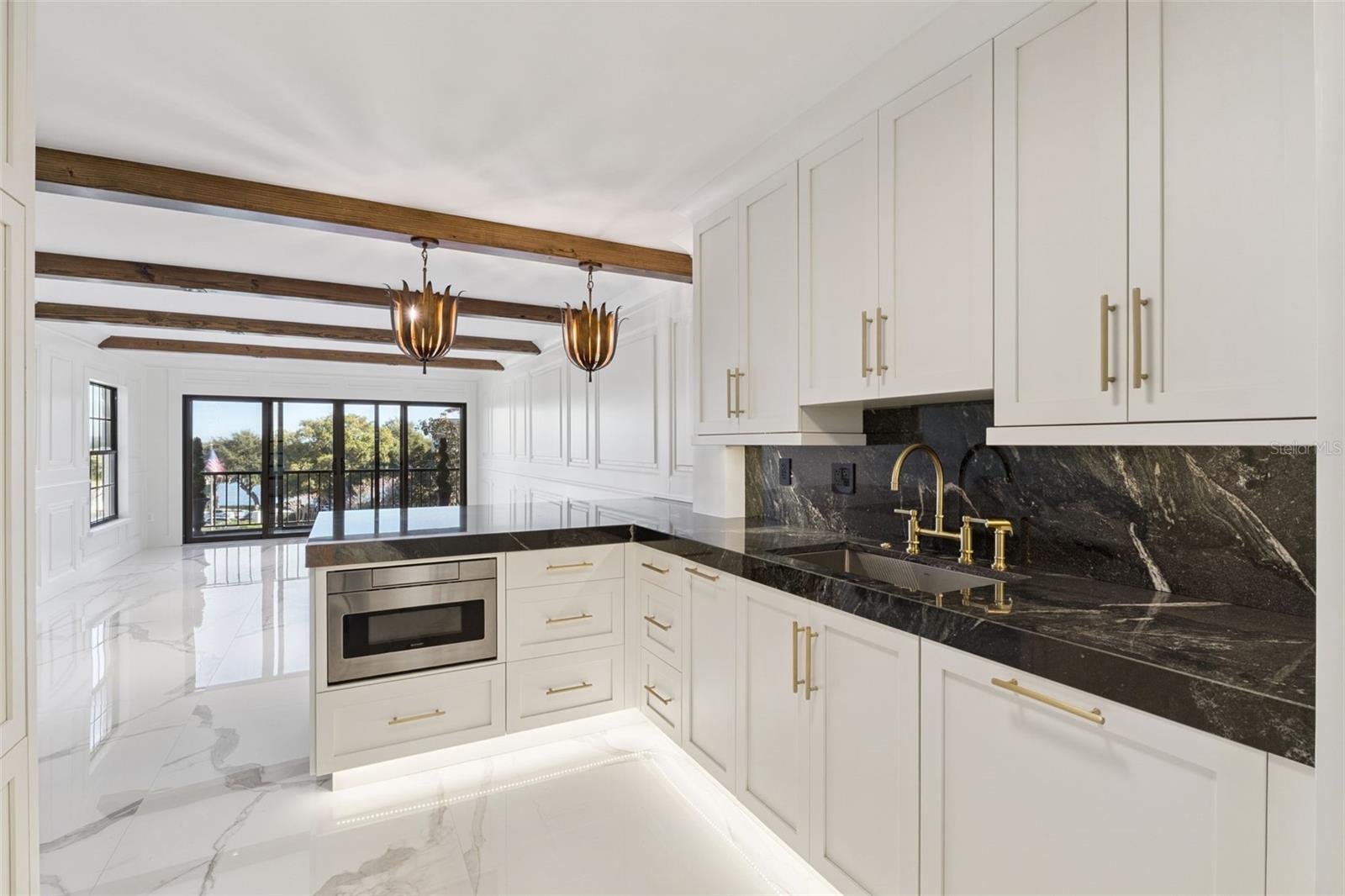 CLOISTERS CONDO - Residential