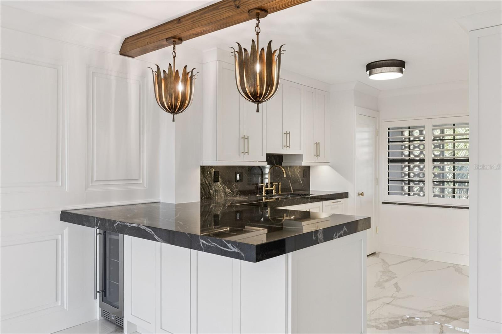 CLOISTERS CONDO - Residential