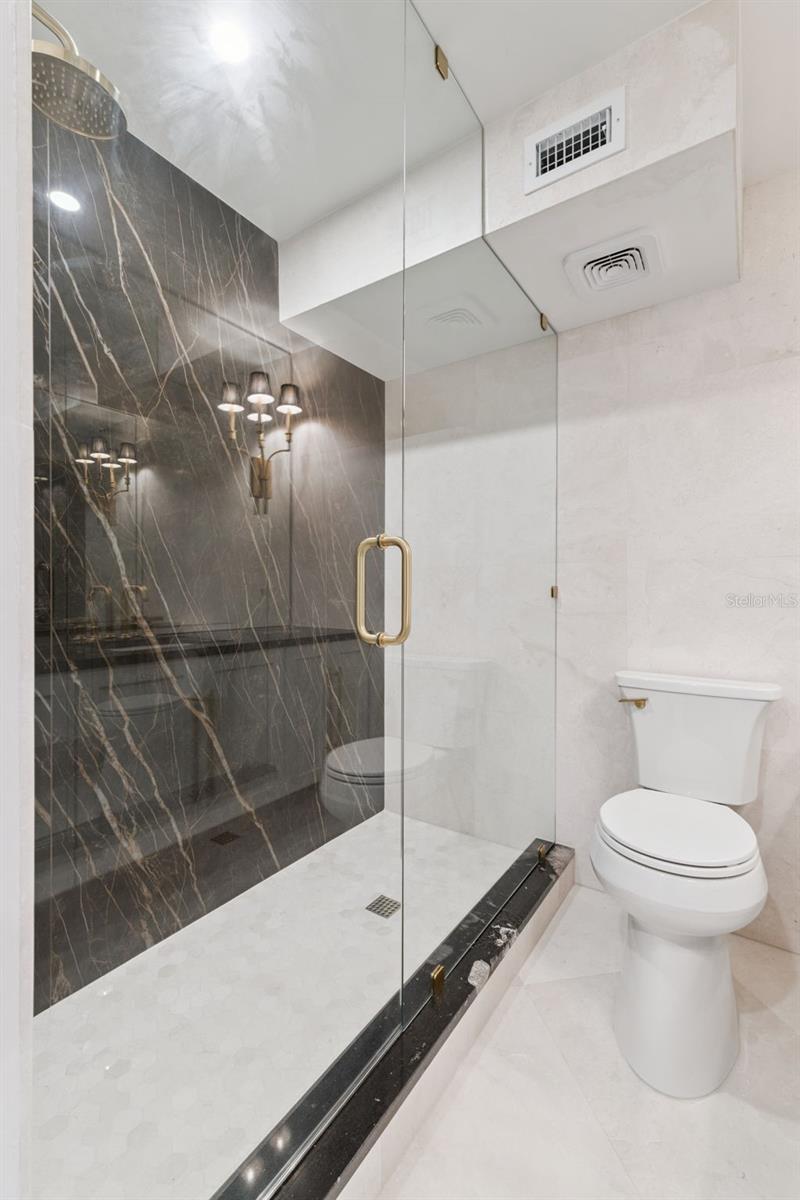 CLOISTERS CONDO - Residential