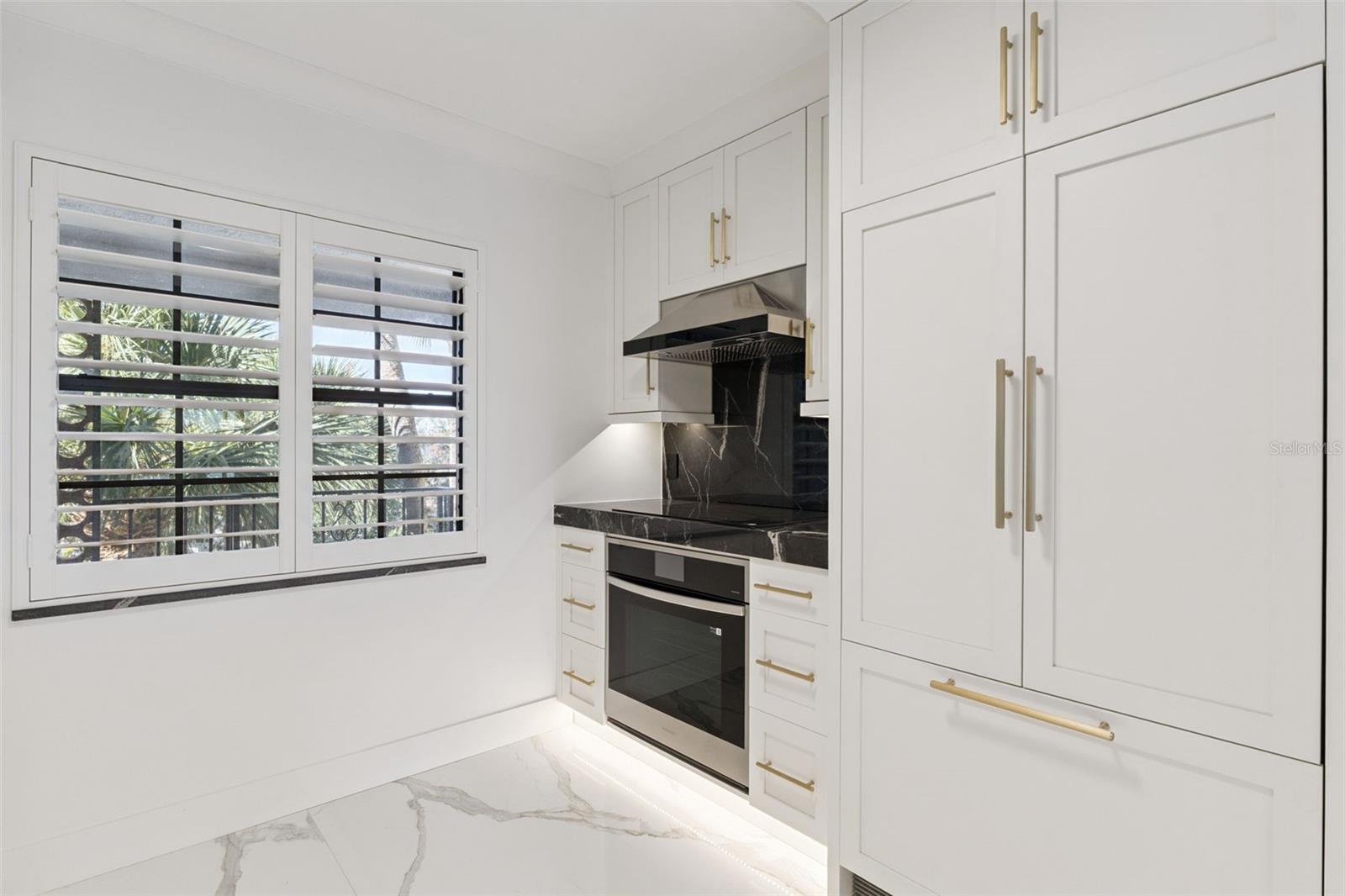 CLOISTERS CONDO - Residential