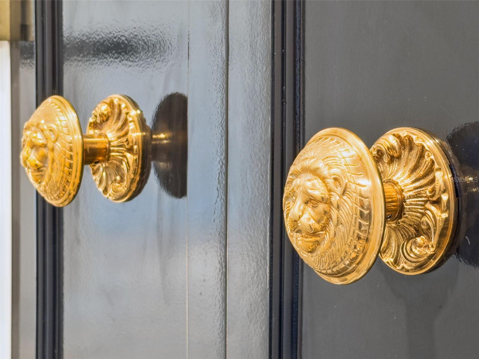 CLOISTERS CONDO - Residential