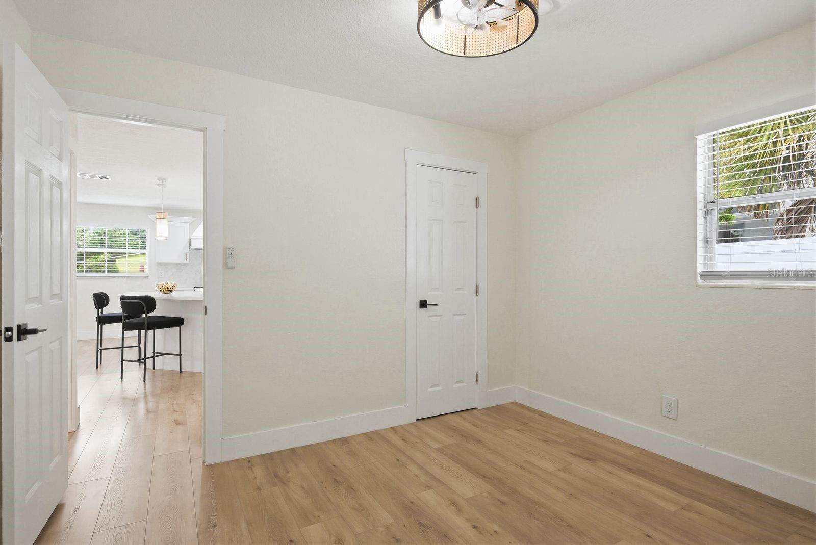 GANDY GARDENS 03 - Residential