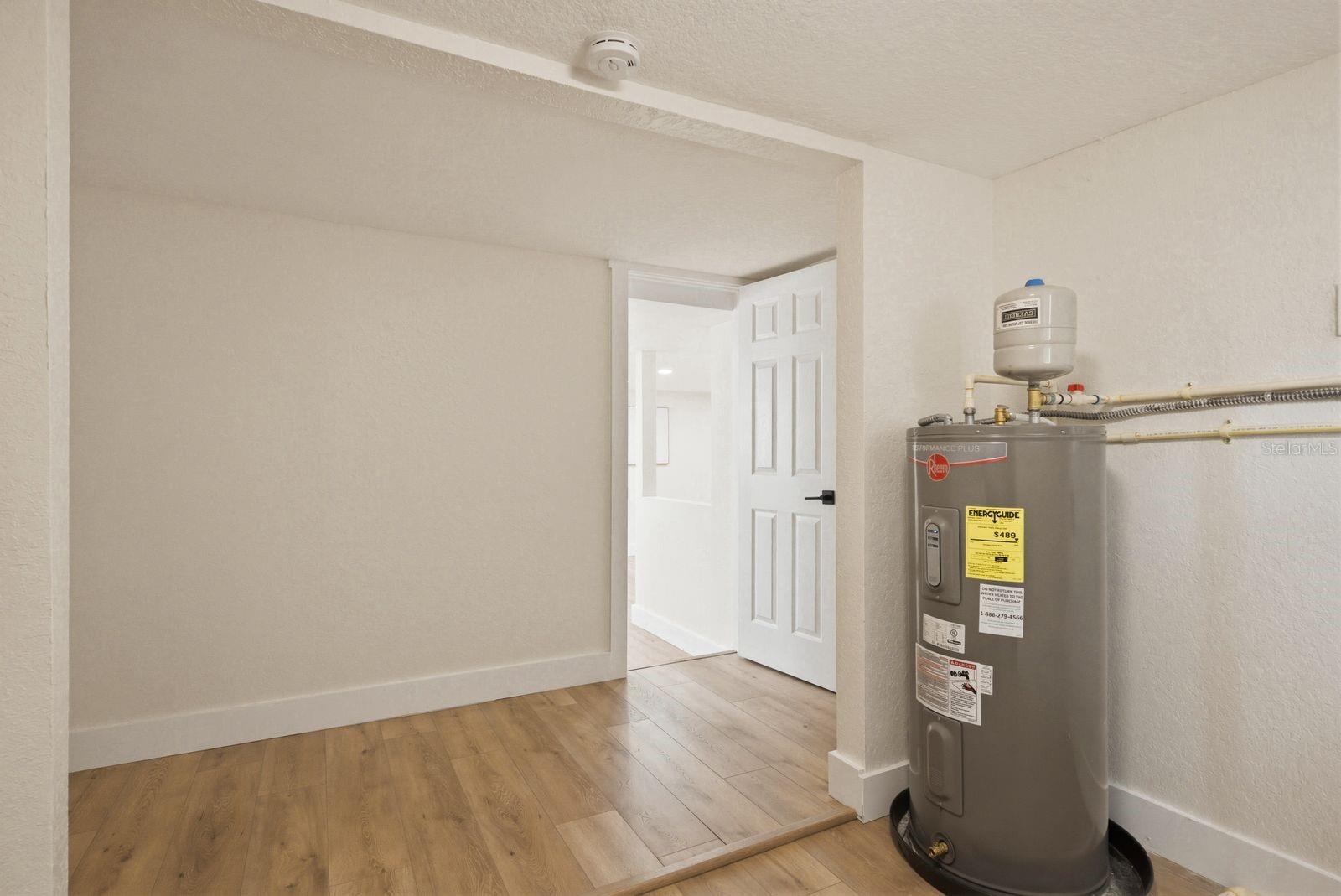 GANDY GARDENS 03 - Residential