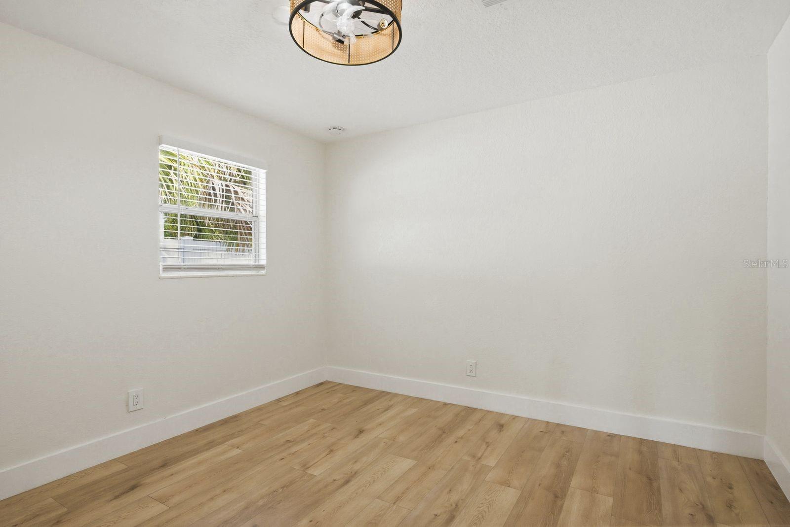 GANDY GARDENS 03 - Residential