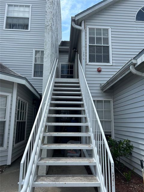 Photo of 12219 Armenia Gables Circle, Tampa, FL 33612 (MLS # O6303411) Photo of 12219 Armenia Gables Circle, Tampa, FL 33612 (MLS # O6303411)