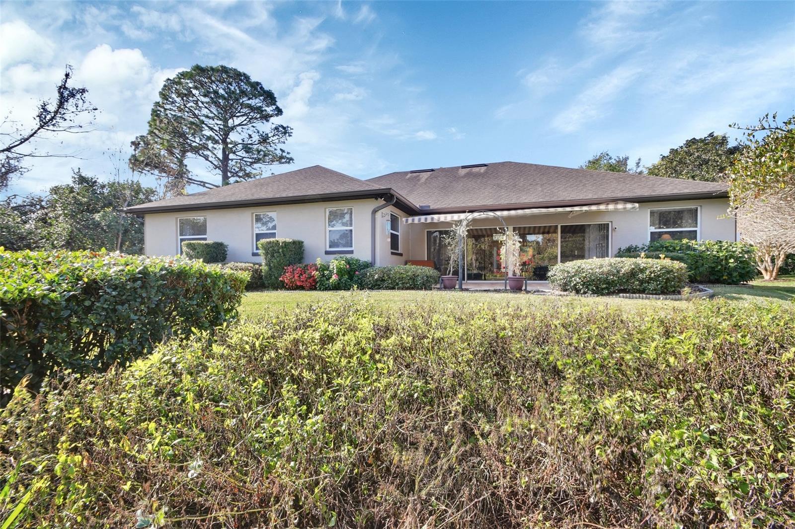 376 HAMPTON HILLS COURT