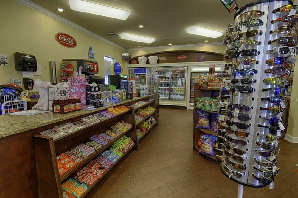 WYNDHAM PALMS CONDO PH 2 - Residential