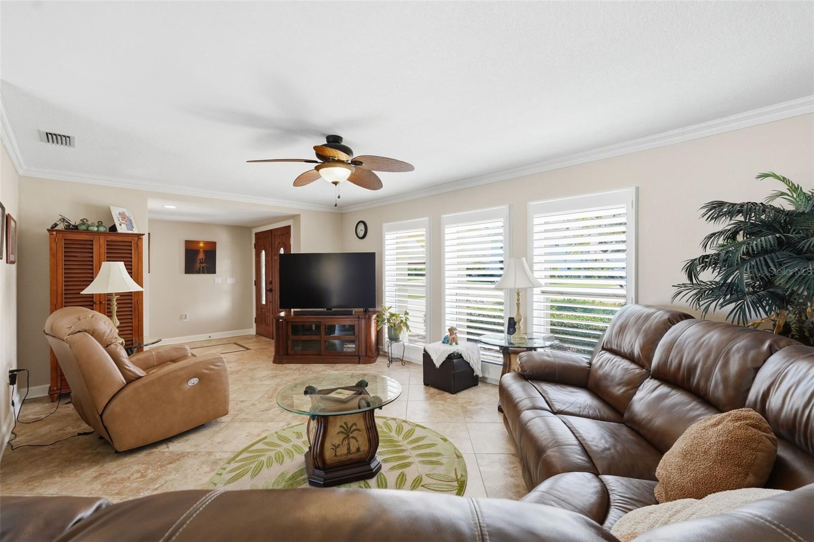 BAYWAY ISLES UNIT 01 - Residential