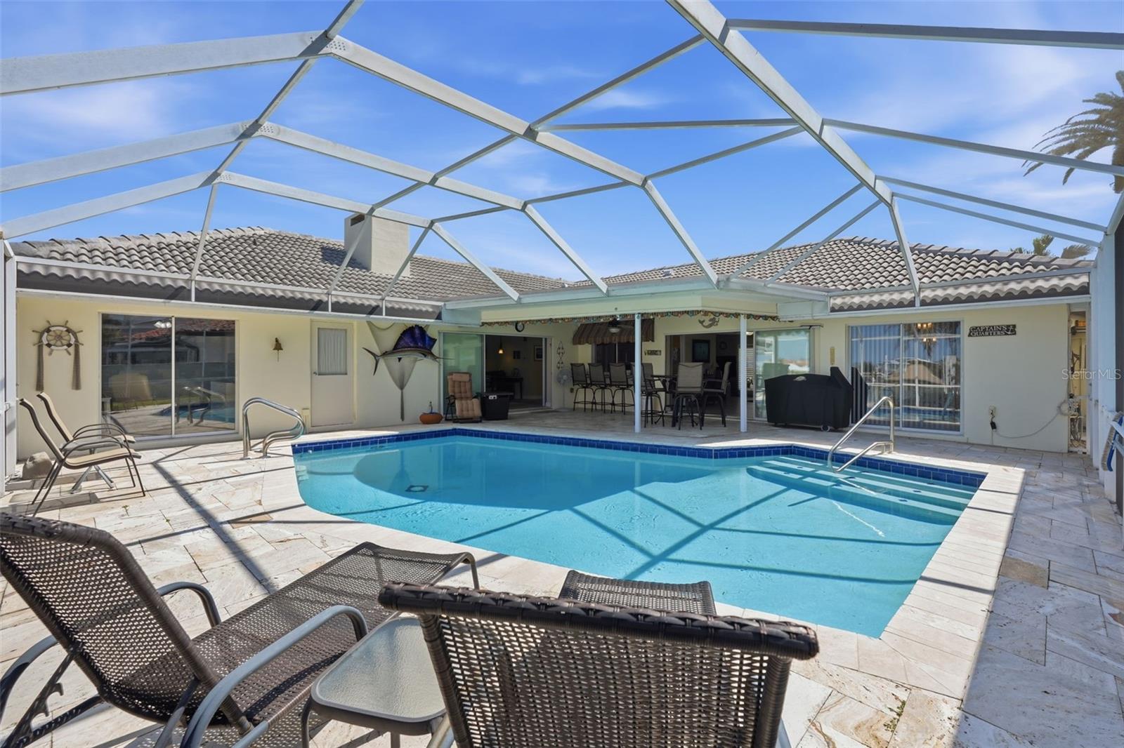 BAYWAY ISLES UNIT 01 - Residential