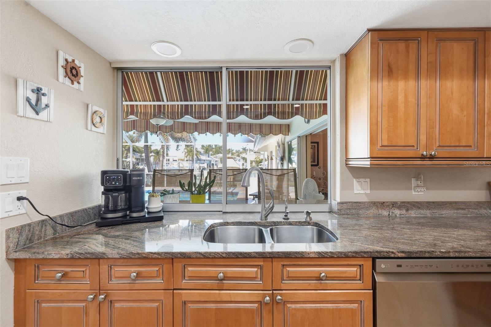 BAYWAY ISLES UNIT 01 - Residential