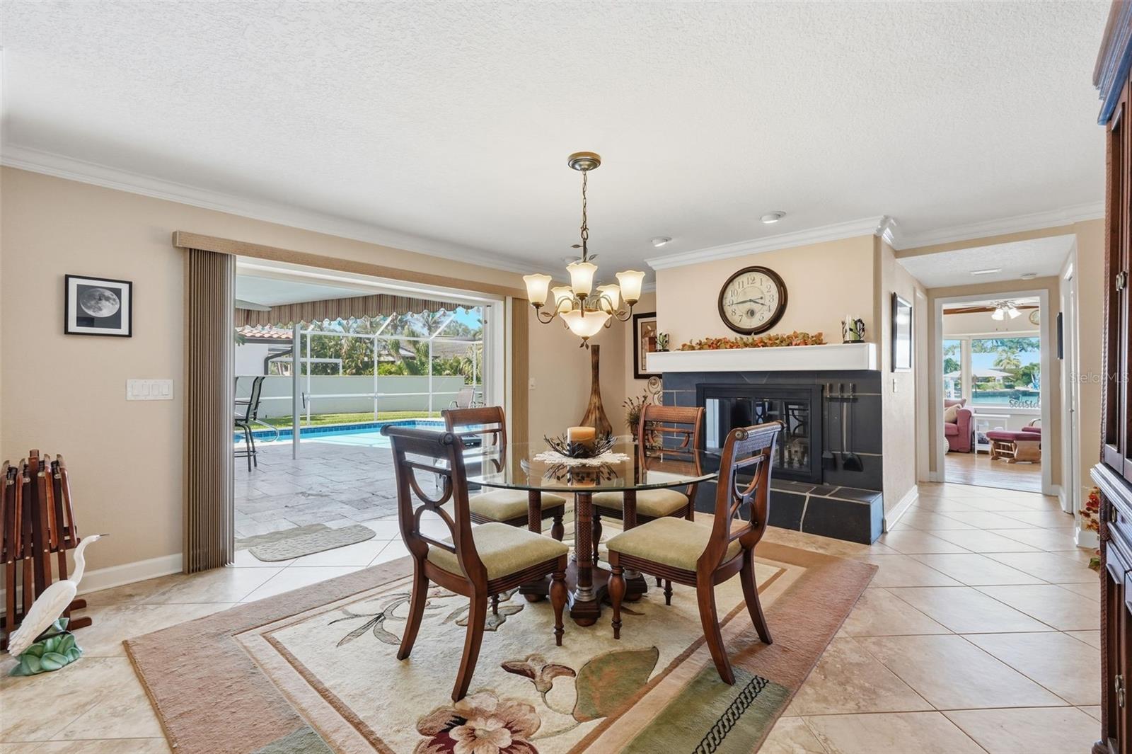 BAYWAY ISLES UNIT 01 - Residential