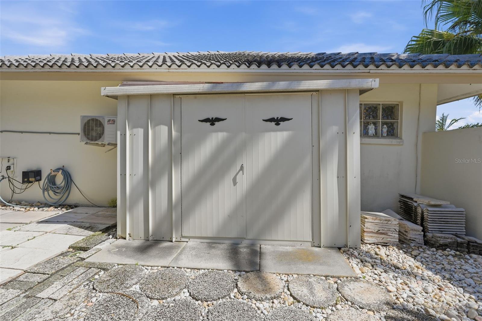 BAYWAY ISLES UNIT 01 - Residential