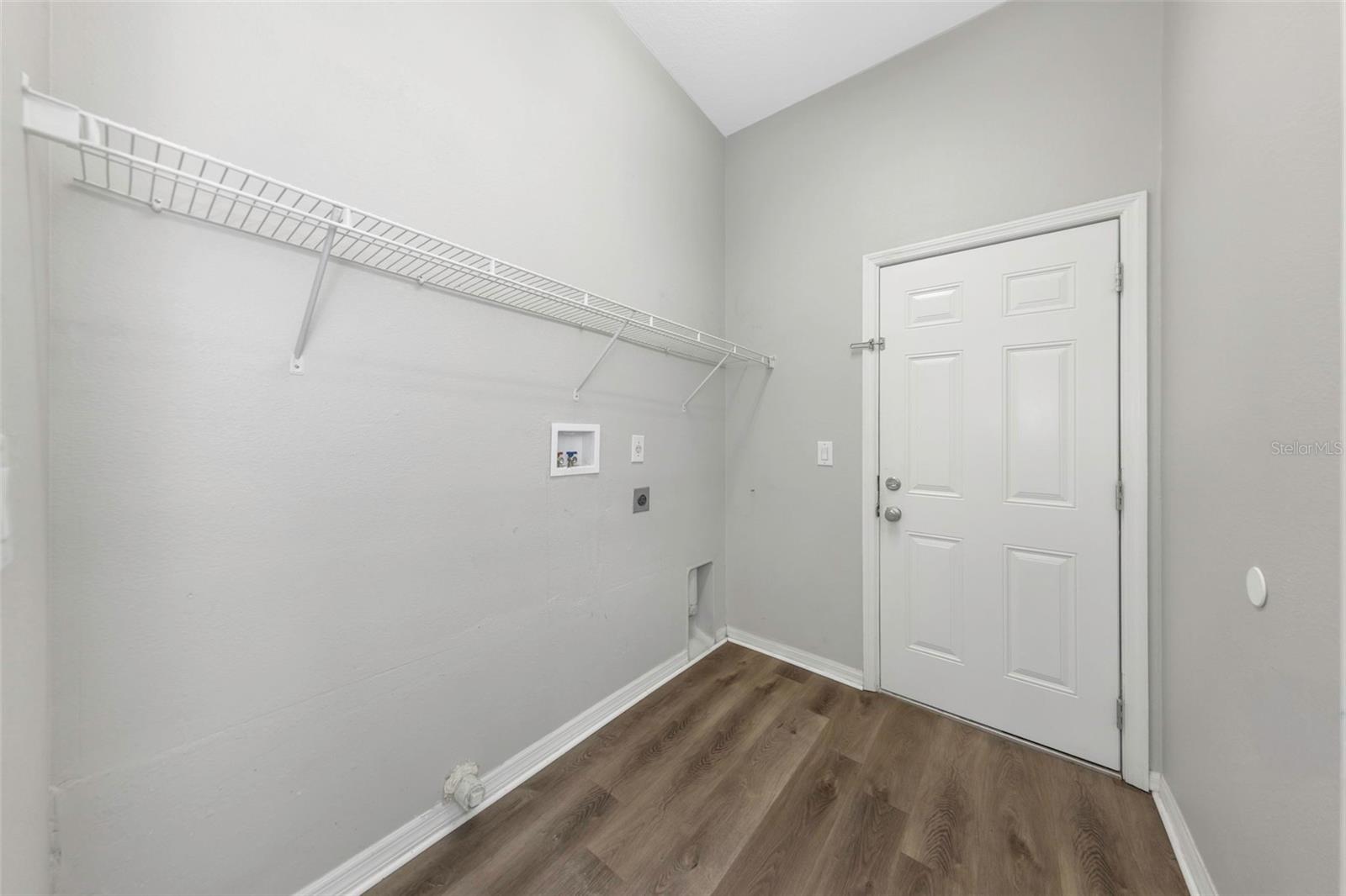 GRASSY POINTE - PH 1 - Residential