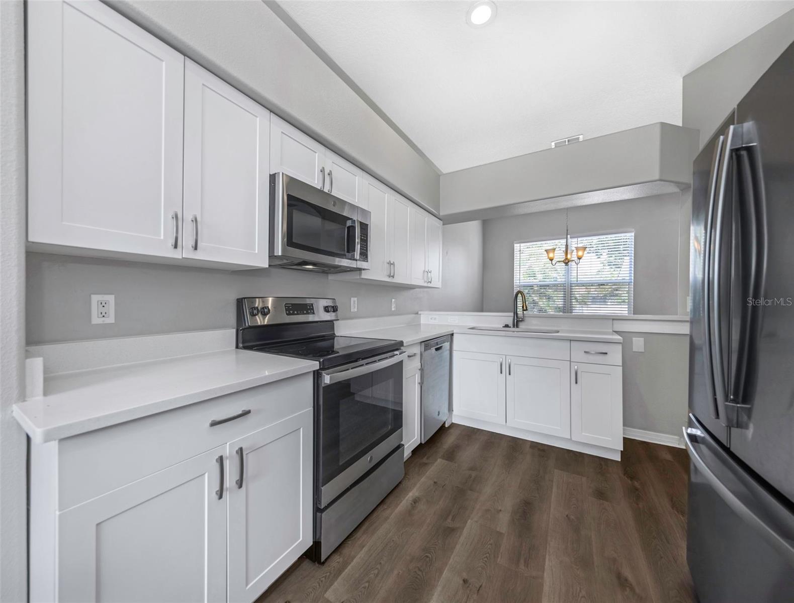 GRASSY POINTE - PH 1 - Residential