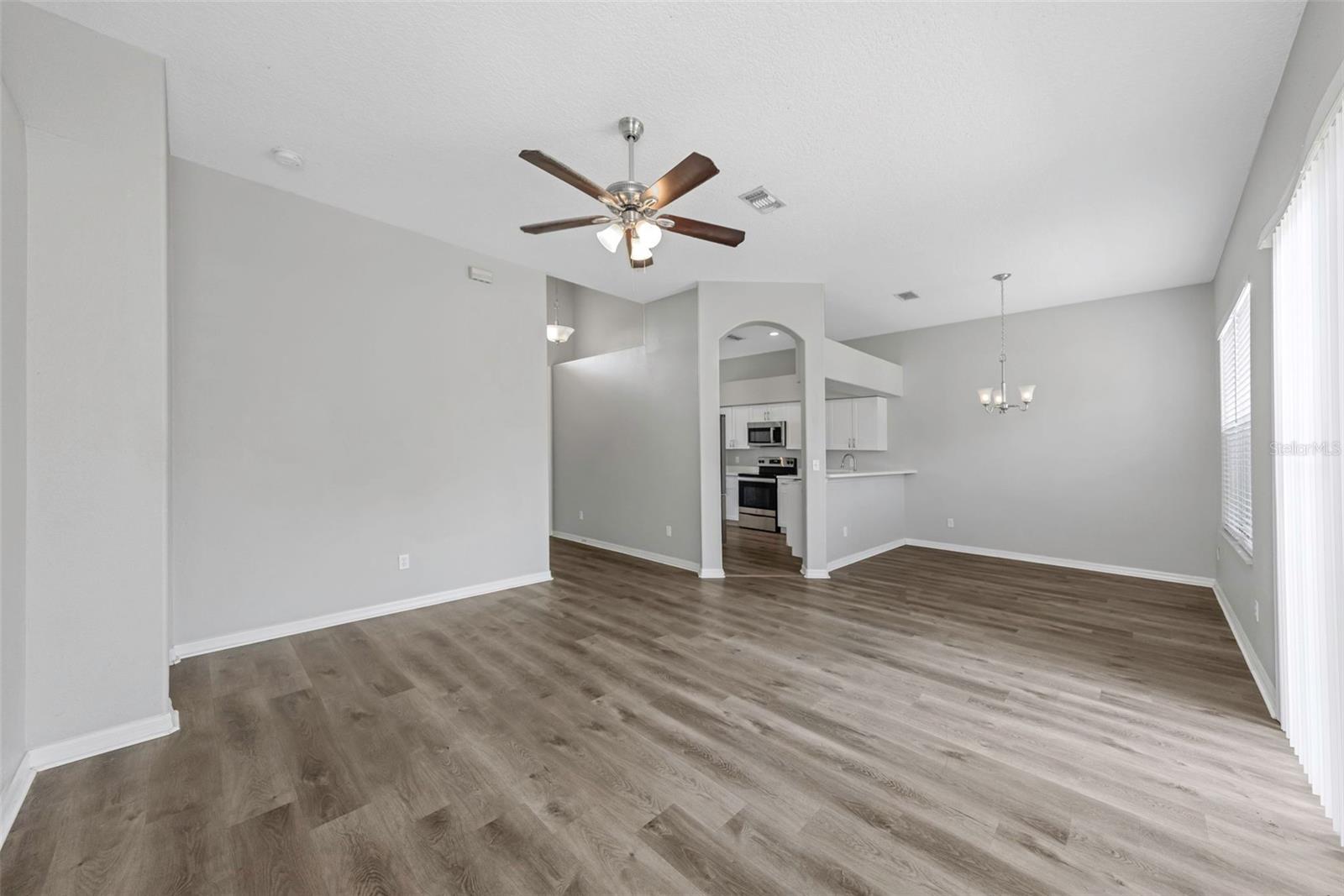 GRASSY POINTE - PH 1 - Residential
