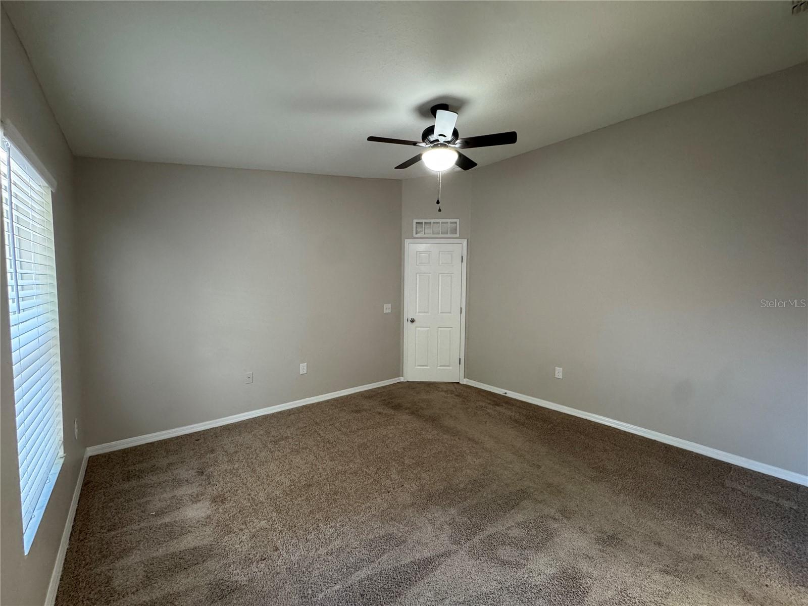 SQUIRES GROVE - Residential