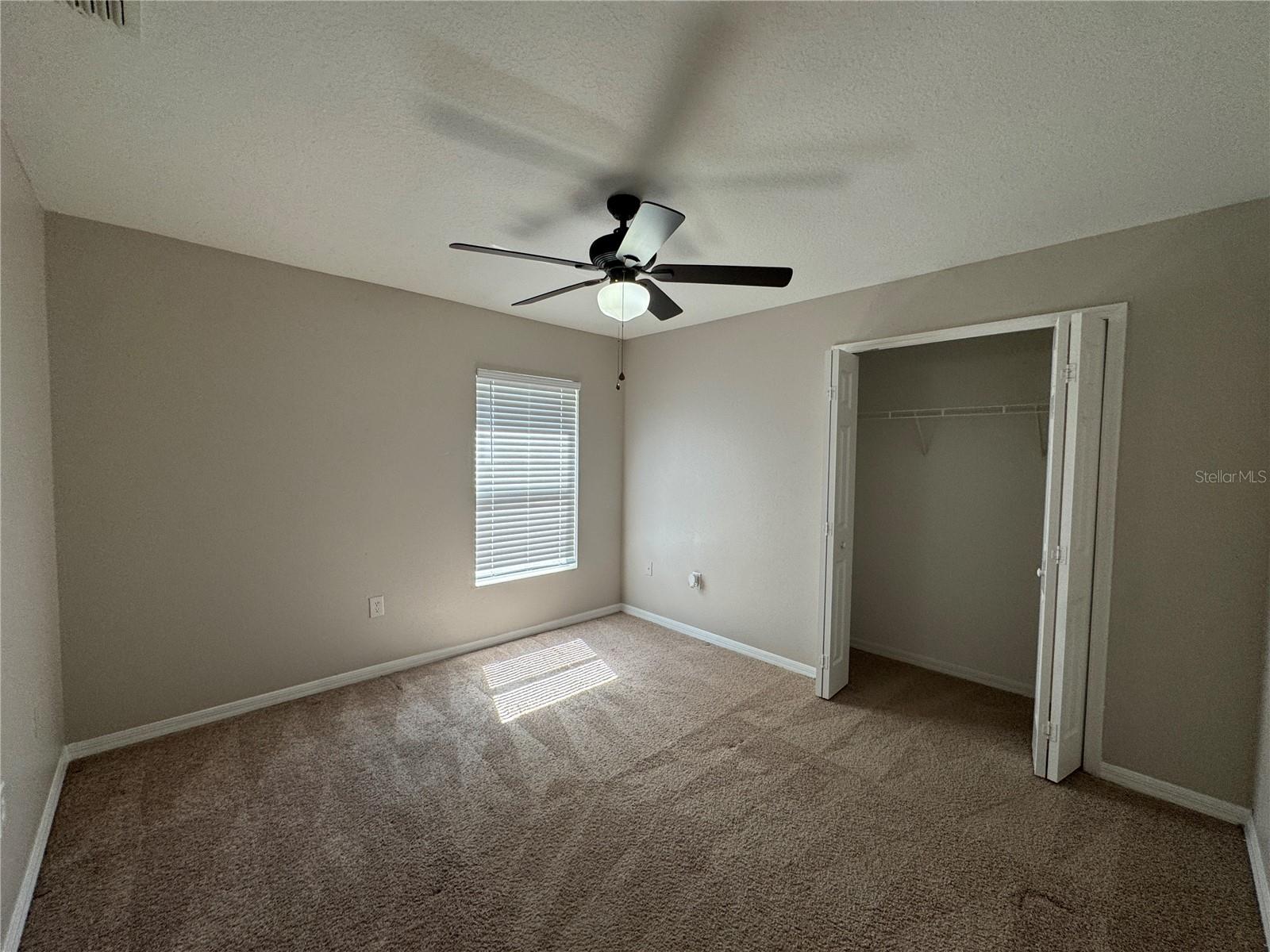 SQUIRES GROVE - Residential