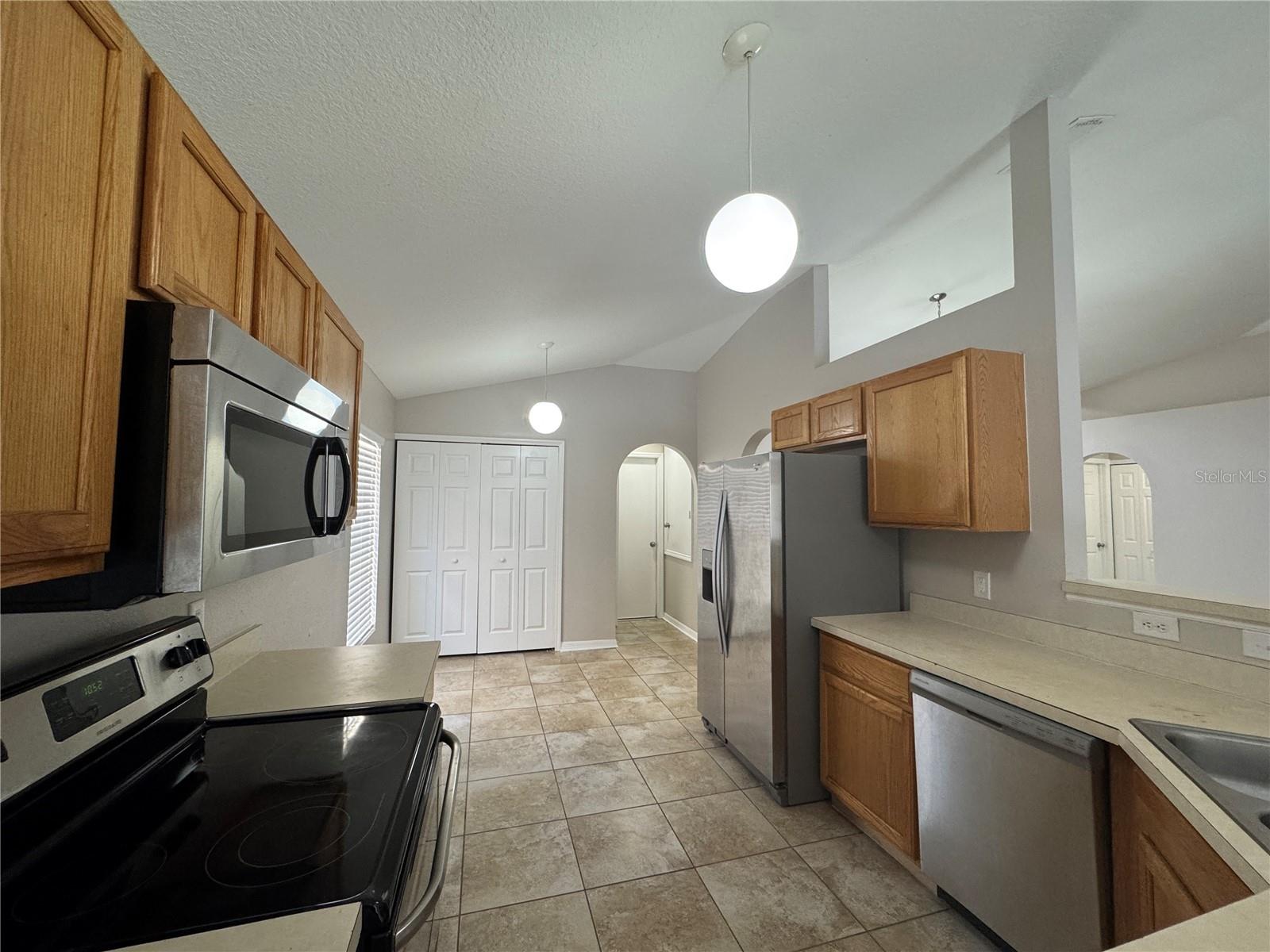 SQUIRES GROVE - Residential