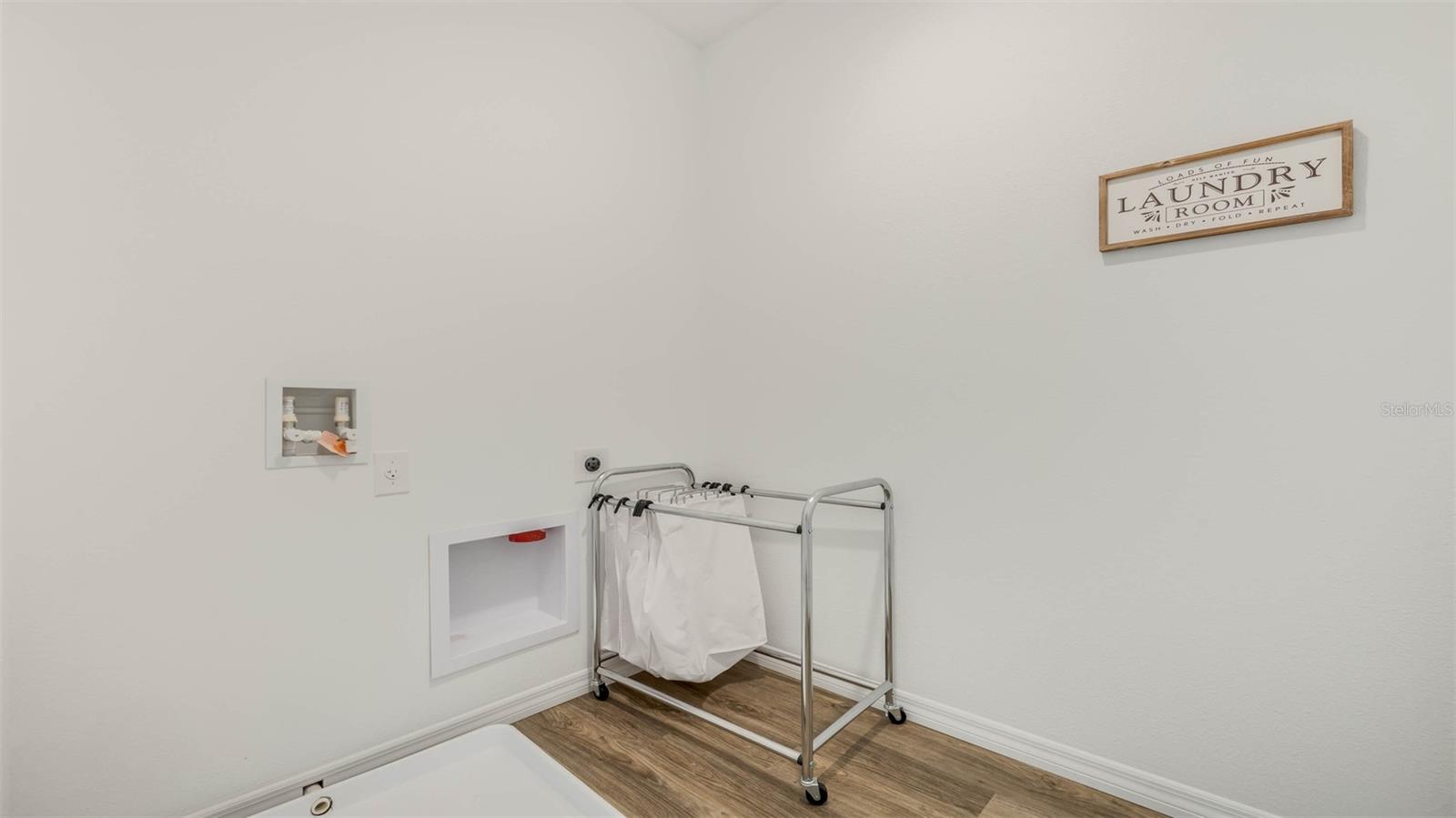 GRANDE CHAMPION/PCL SW-28 PH 1 - Residential