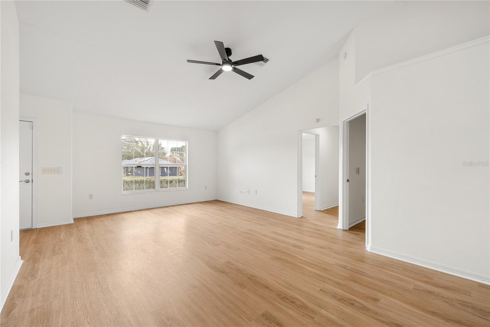 MARION OAKS UN #12 - Residential