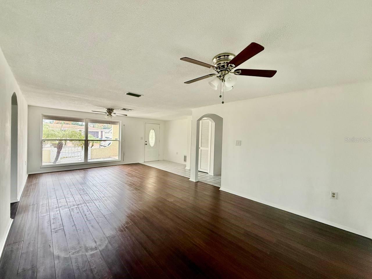 REGENCY PARK - Residential Lease