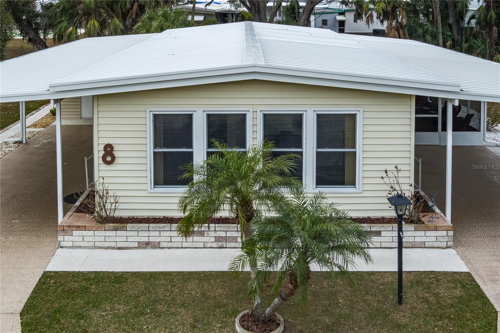 SHADOW BROOK MOBILE HOME - Residential