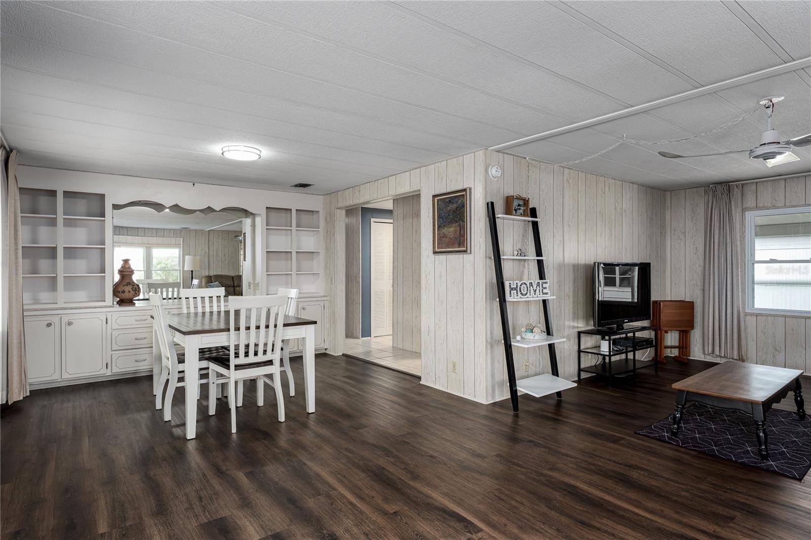 SHADOW BROOK MOBILE HOME - Residential