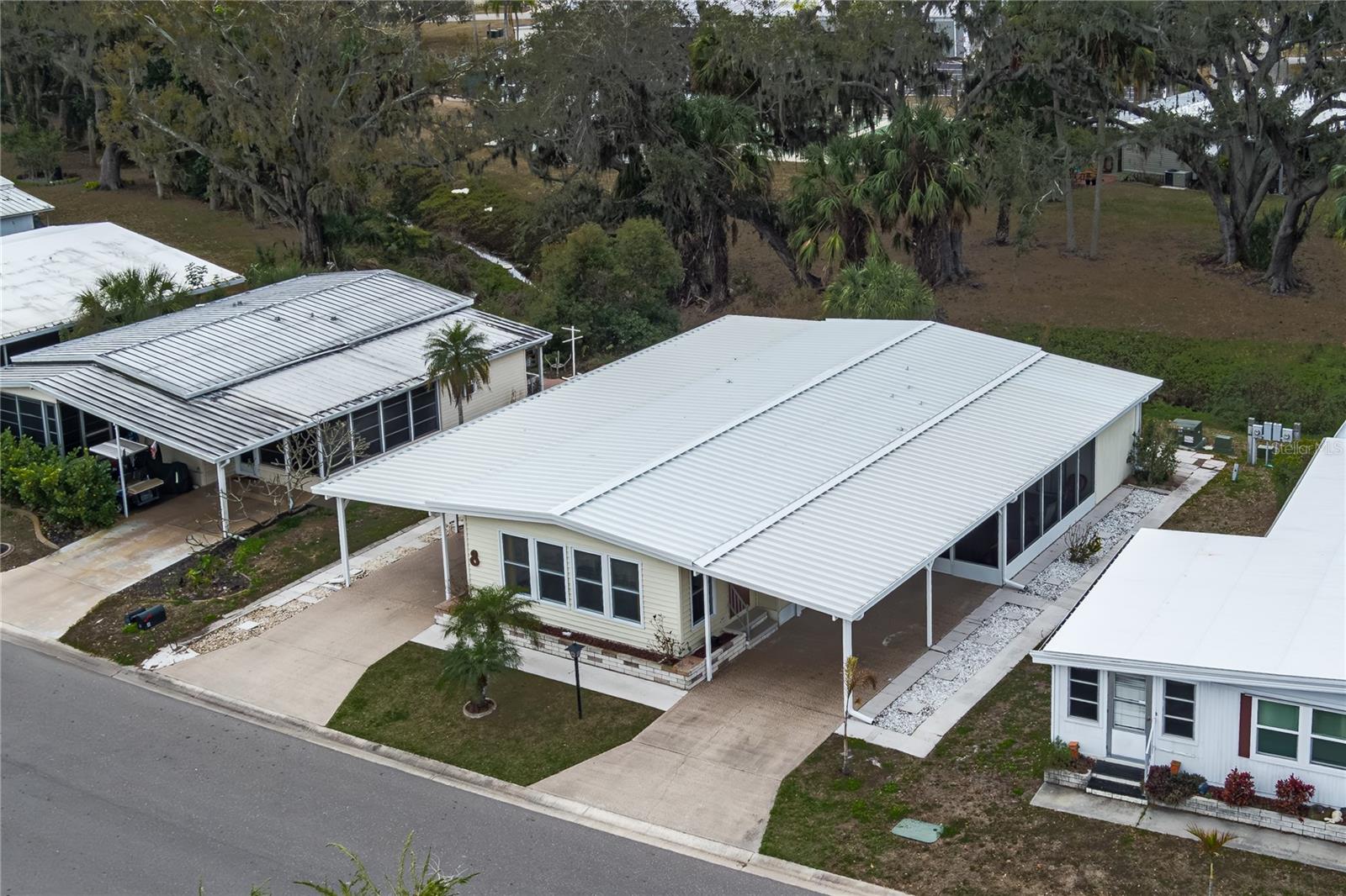 SHADOW BROOK MOBILE HOME - Residential