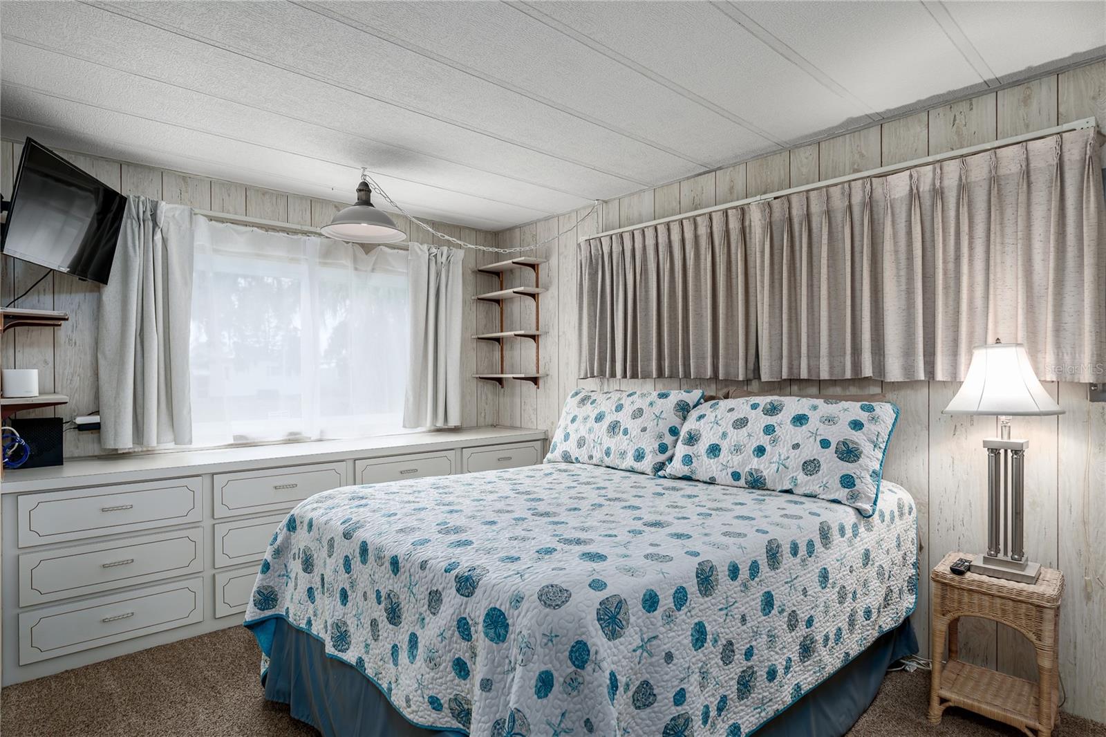 SHADOW BROOK MOBILE HOME - Residential