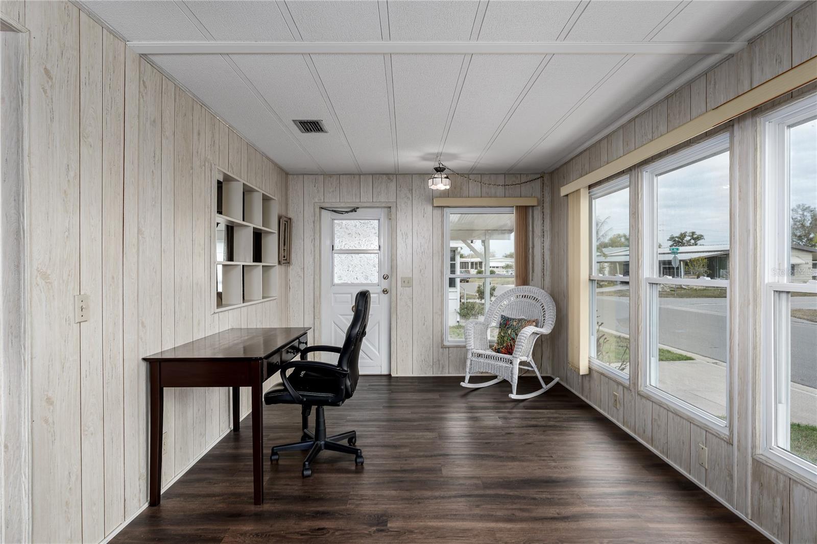 SHADOW BROOK MOBILE HOME - Residential