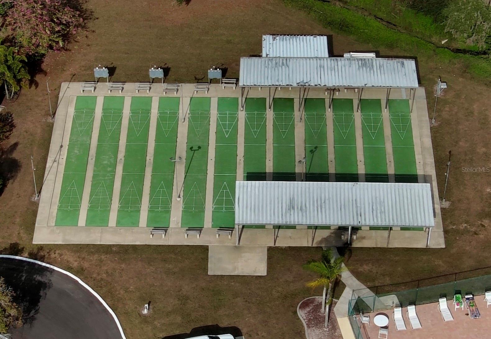 SHADOW BROOK MOBILE HOME - Residential