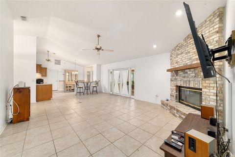 Tiny photo for 4807 SE 14th Street, Ocala, FL 34471 (MLS # OM722044)