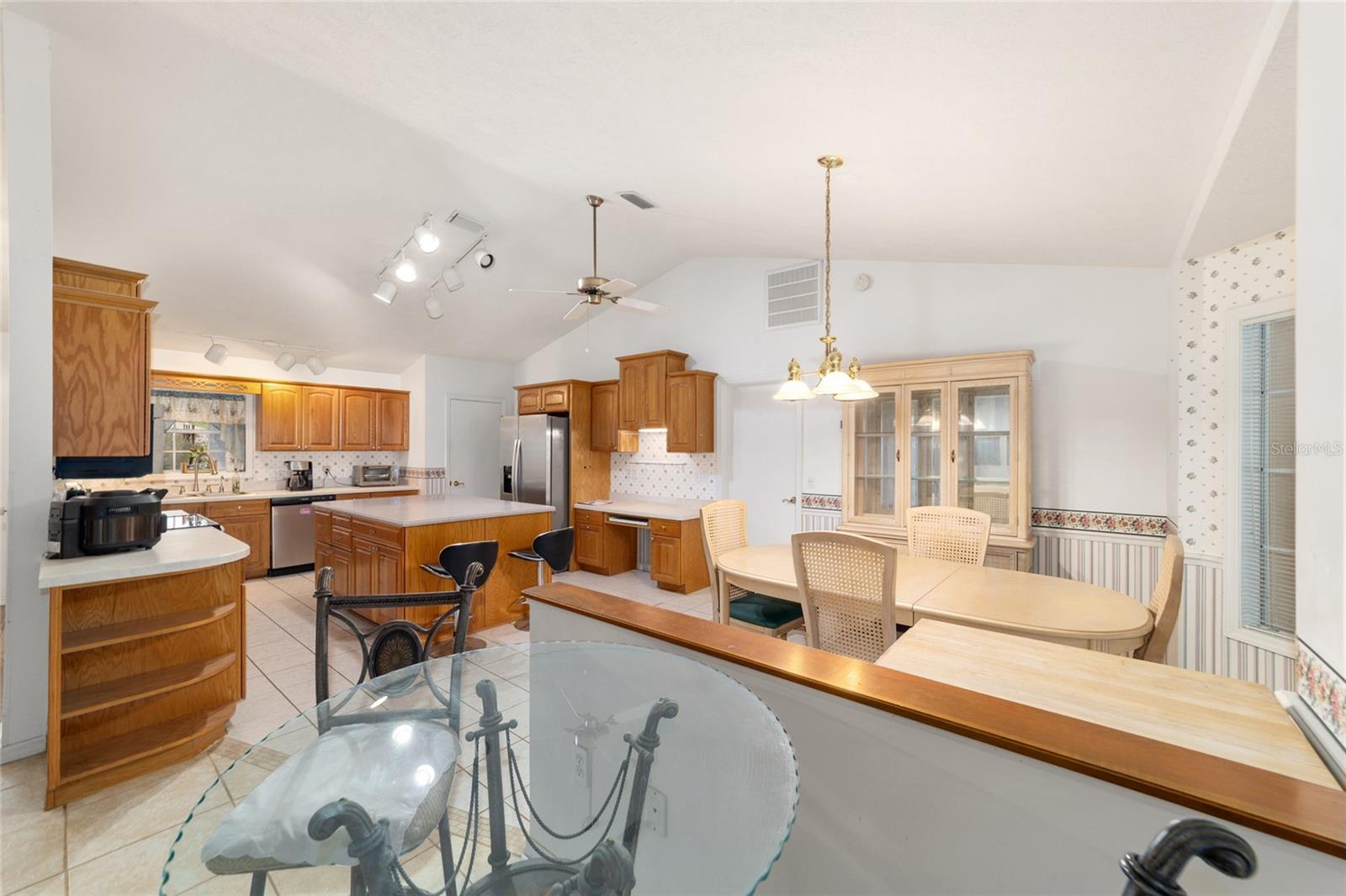 WINDEMERE GLEN ESTATE - Residential