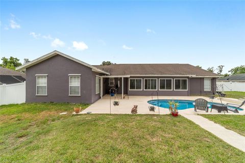 Tiny photo for 4807 SE 14th Street, Ocala, FL 34471 (MLS # OM722044)