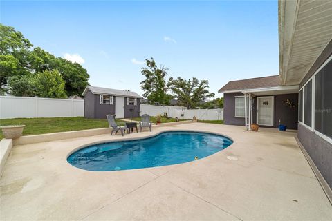Tiny photo for 4807 SE 14th Street, Ocala, FL 34471 (MLS # OM722044)