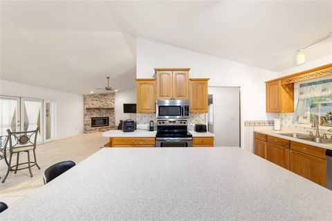 Tiny photo for 4807 SE 14th Street, Ocala, FL 34471 (MLS # OM722044)