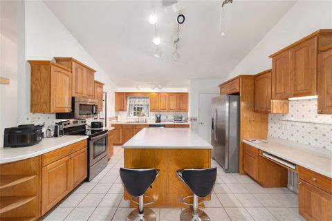 Tiny photo for 4807 SE 14th Street, Ocala, FL 34471 (MLS # OM722044)
