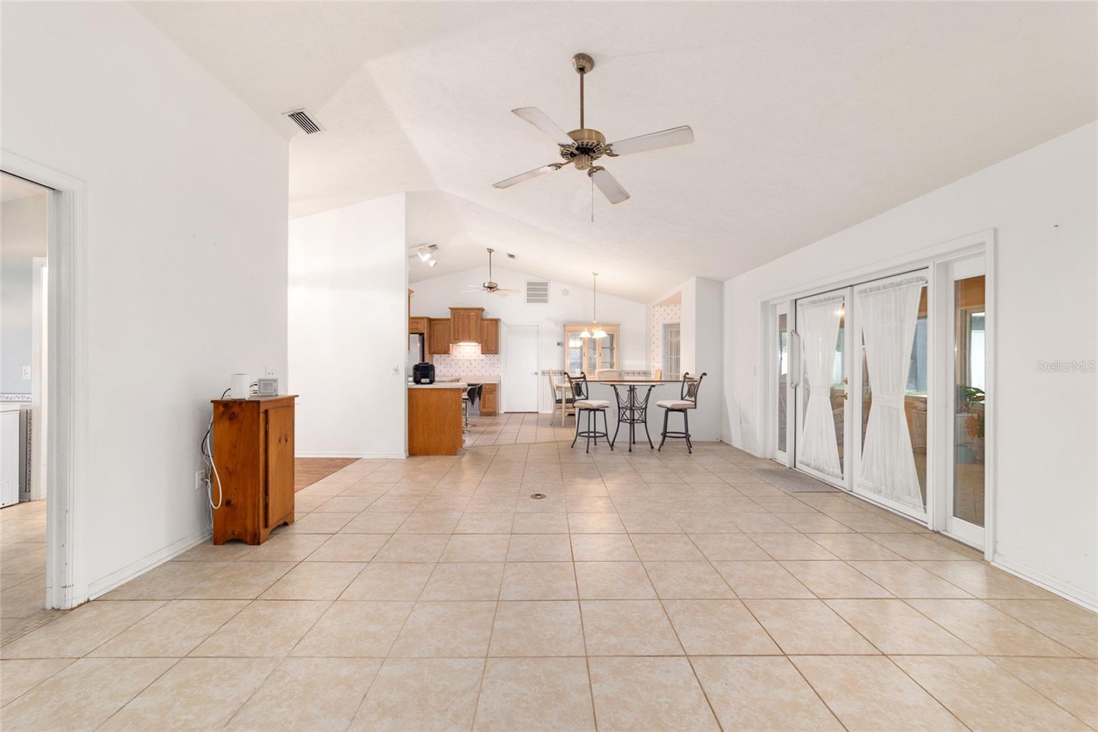 WINDEMERE GLEN ESTATE - Residential