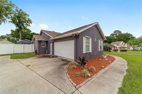 Tiny photo for 4807 SE 14th Street, Ocala, FL 34471 (MLS # OM722044)