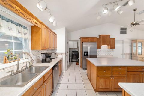 Tiny photo for 4807 SE 14th Street, Ocala, FL 34471 (MLS # OM722044)