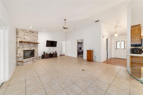 Tiny photo for 4807 SE 14th Street, Ocala, FL 34471 (MLS # OM722044)