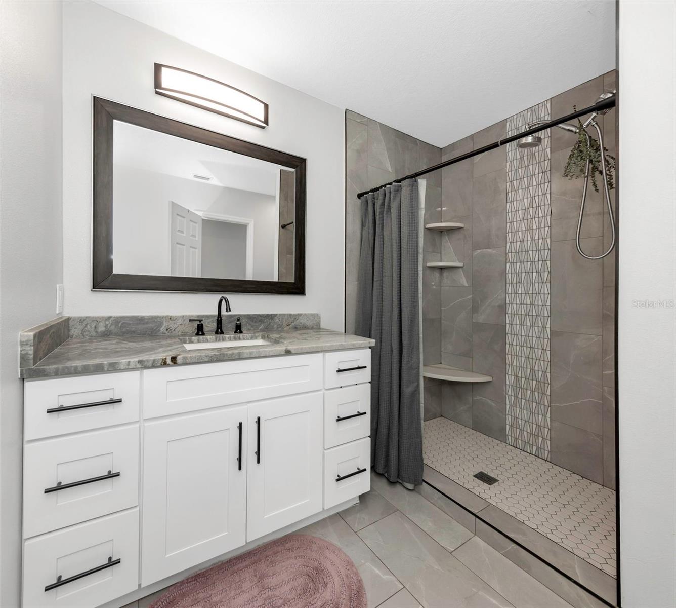 HIGHLAND TERRACE MANOR - Residential