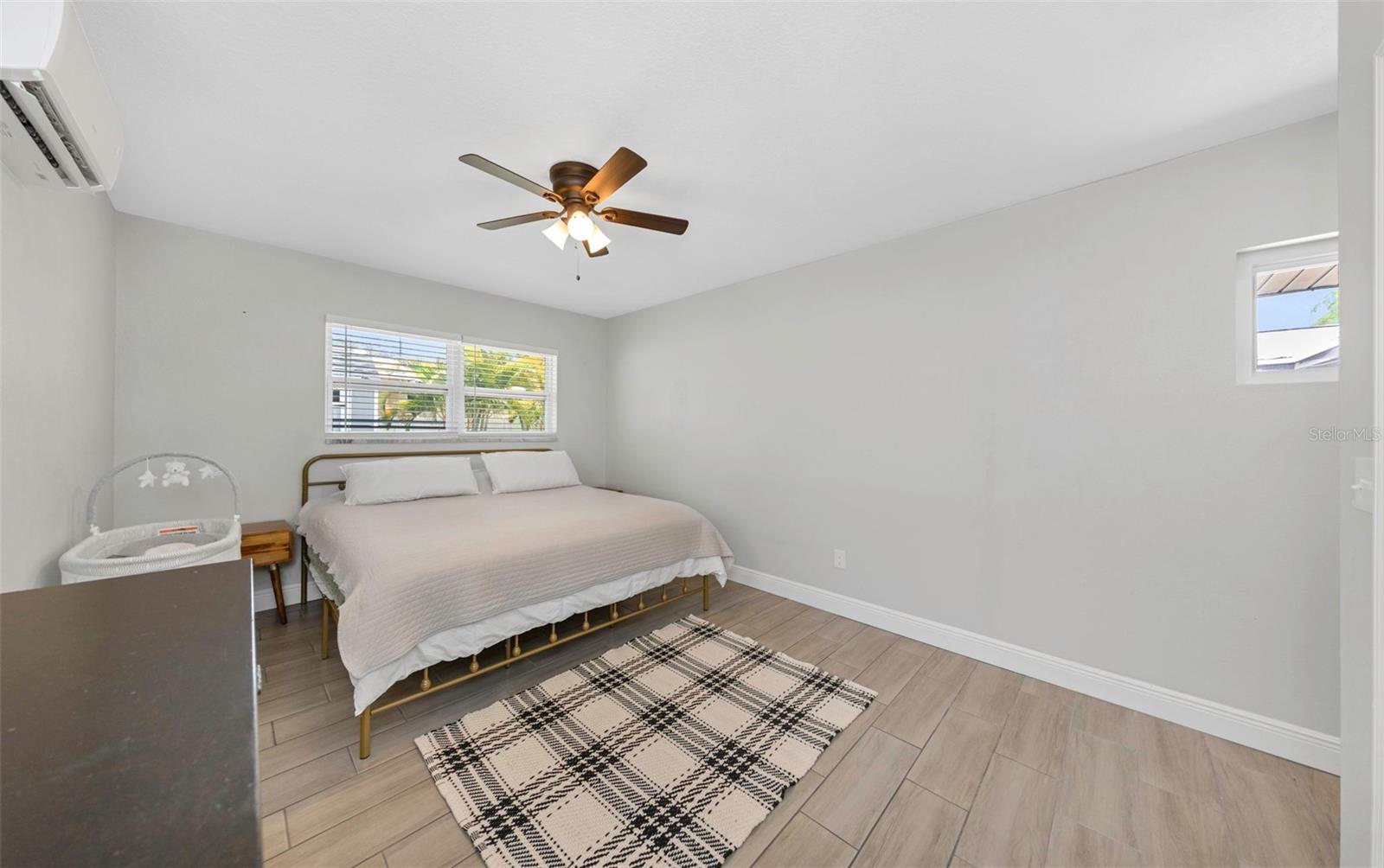 HIGHLAND TERRACE MANOR - Residential