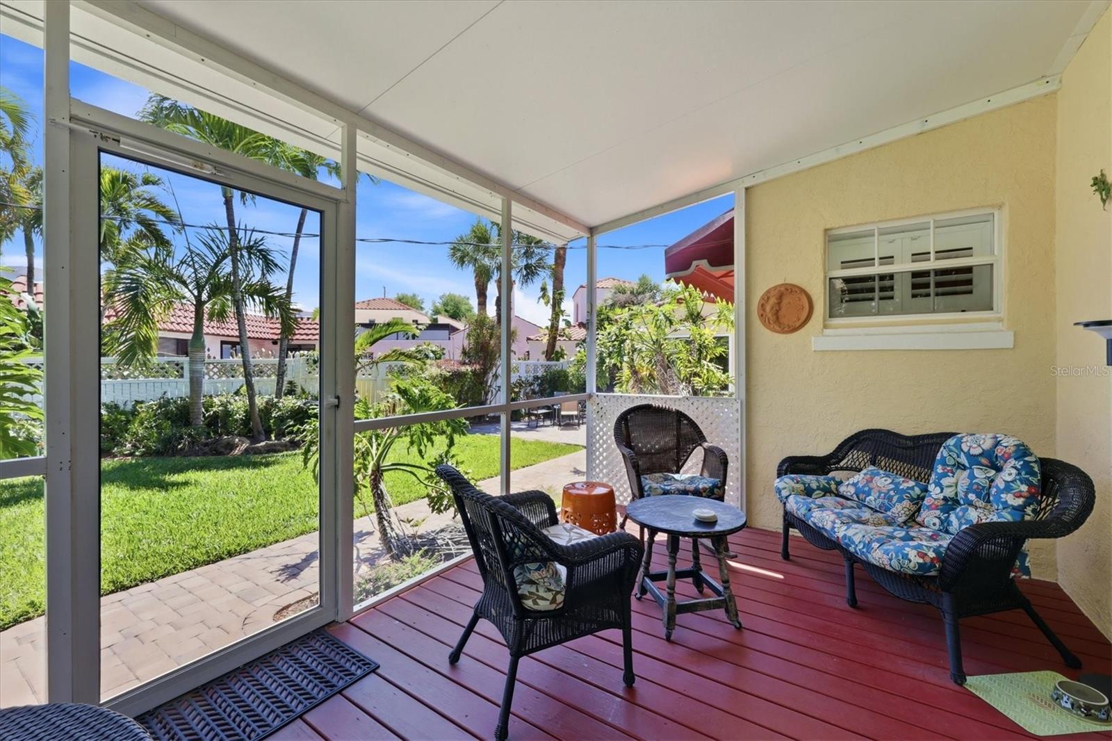 VENEZIA PARK SEC OF VENICE - Residential