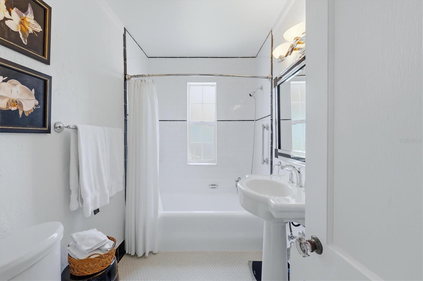 VENEZIA PARK SEC OF VENICE - Residential