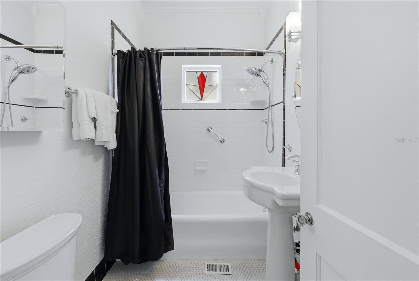 VENEZIA PARK SEC OF VENICE - Residential