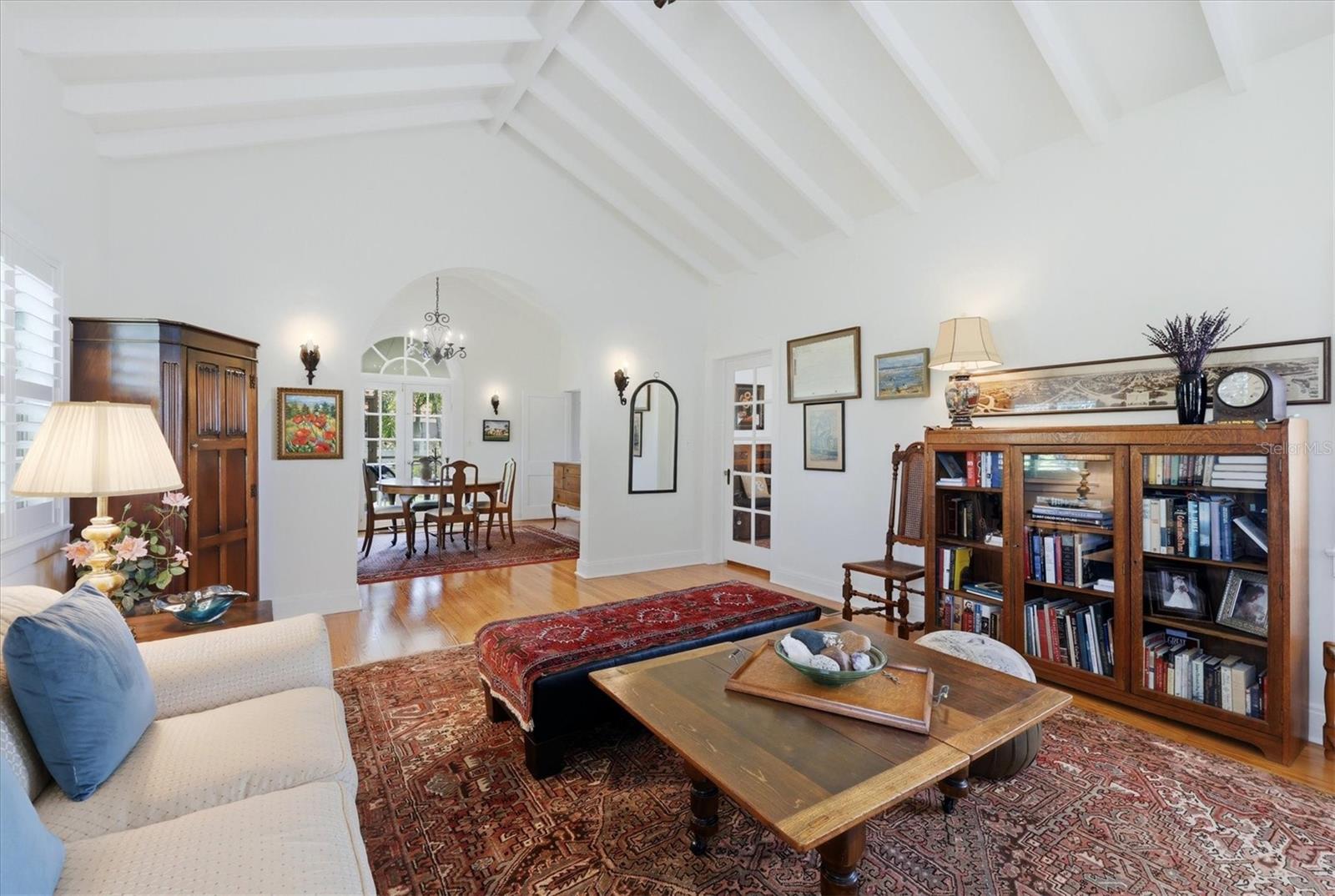 VENEZIA PARK SEC OF VENICE - Residential