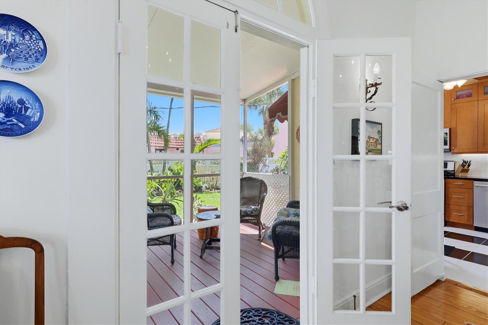 VENEZIA PARK SEC OF VENICE - Residential